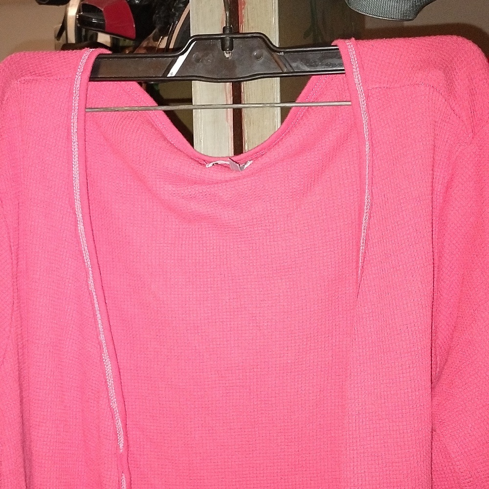 Cute Lightweight Button Down - image 3